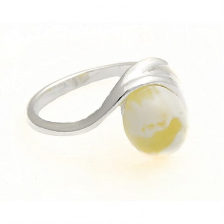 Baltic Amber Ring R3009